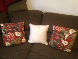 Indoor and outdoor decorative pillows