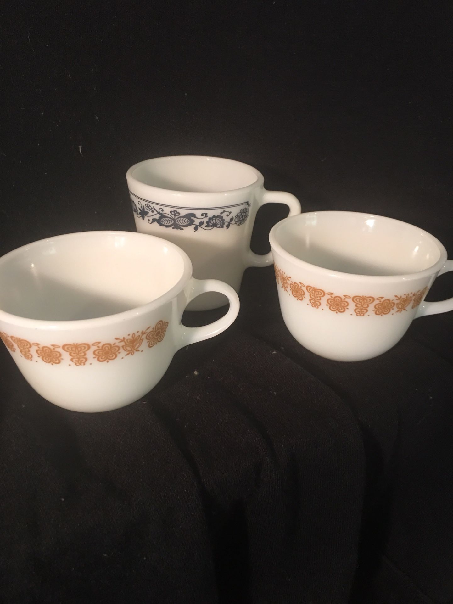 Pyrex coffee cups