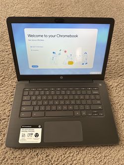 Lenovo - Chromebook 3 11.6" HD Laptop - Celeron N4020 - 4GB Memory - 64GB eMMC - Onyx Black