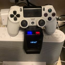 PS4 Controller