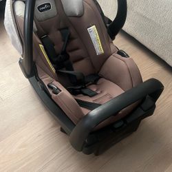Evenflow Car seat And Base 
