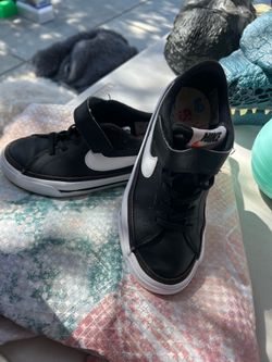 Nike Black Shoes