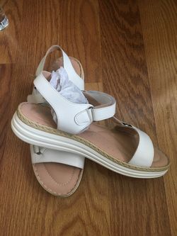 Pretty Women’s sandals