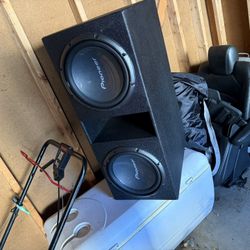 Alpine Amp And pioneer Subs 12”