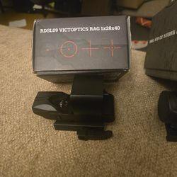 2 Vector Optics Red Dots