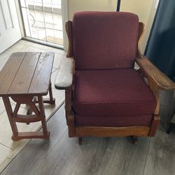 Vintage Wagon Wheel Rocking Chair + Table Set  Rustic Western