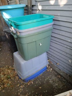 Tubs all different sizes mostly 5gal.