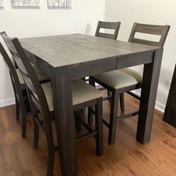 Extendable Dining Table set