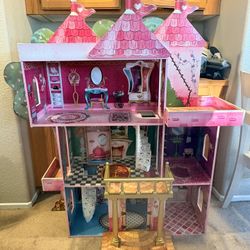 KidKraft Doll House 