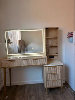 Light up vanity amazon