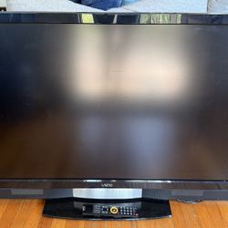 47” Vizio Flat Screen TV