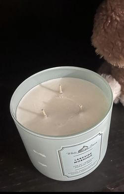 New White Barn Driftwood Candle