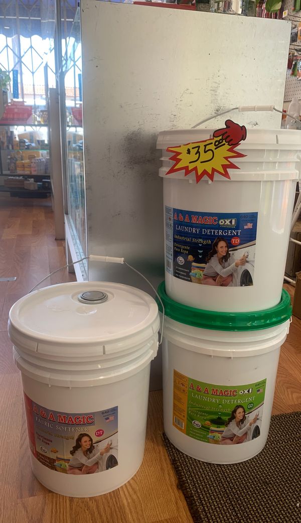 Detergente líquido Para Ropa en cubeta de 5 galones for Sale in South
