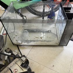 Evo Aquarium Kit 13.5 Gallons (22" x 11.5" x 12.5") - Fluval