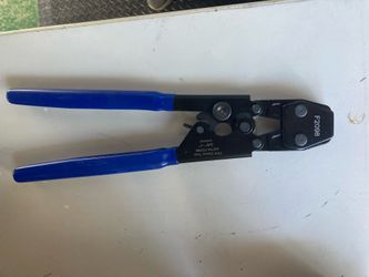 Pex crimping tool