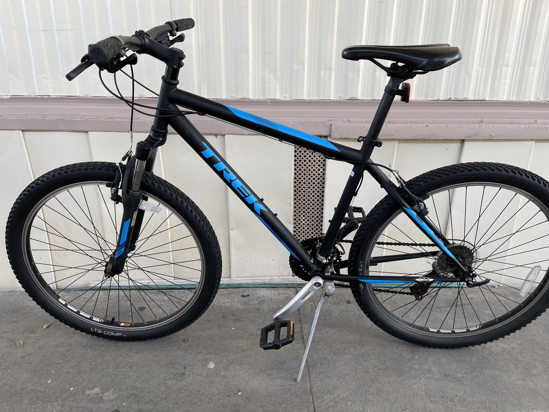 Trek Mountain/Hybrid Bike