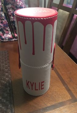 Kylie brushes!