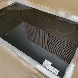 Brand New 36inches Electric induction Glass Built-in Stove, 5 Burners Induction Glass Stove, Premium Black Electric Stove -Slide-in Range Electric Coo