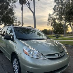 2009 Toyota Sienna