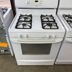 Kenmore white 4 burner range stove