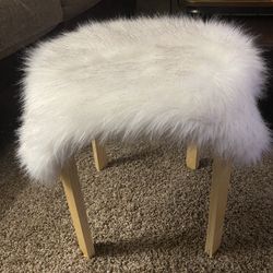 Feaux Fur Stool