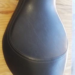 Harley solo seat
