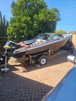 1973 Crestliner Apollo 16.5' Runabout