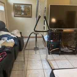 Manual Bed Lift