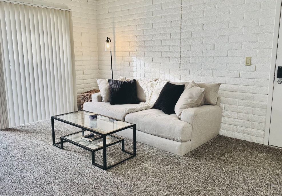 Sofa / Couch