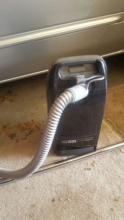 Vacuum it work $ 30 it just needs the brush but it still works