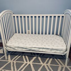 GRECO Convertible Crib