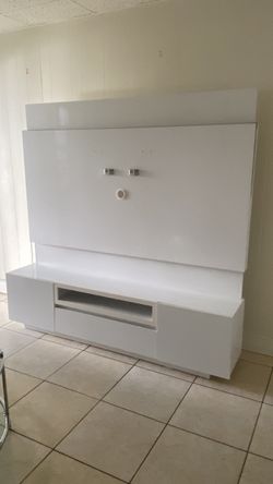 Mueble para poner TV. Con Luz. Incorporada !!! Oferta !!!!