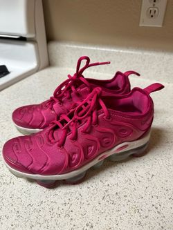Nike Air VaporMax Plus FireBerry Pink DJ3023-600 Youth size 5.5/Women's Size 7