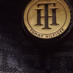 Black Tommy Hilfiger Shoulder Bag