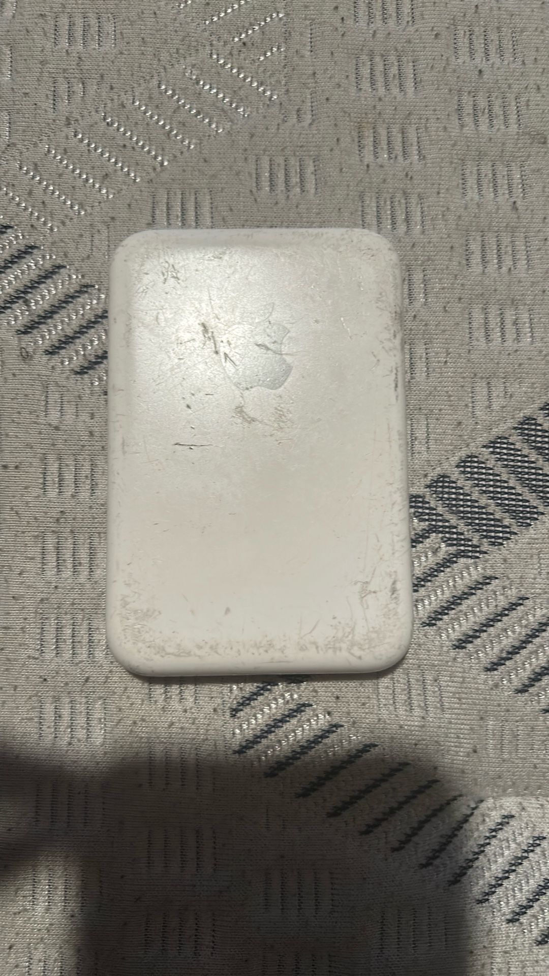 Apple MagSafe Battery Pack - Portable Charger with Fast Charging Capability, Power Bank Compatible with iPhone