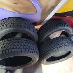 4 BRIDGESTONE BLIZZAK DM-V2  265/50R20