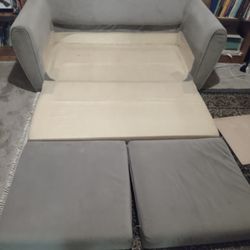 Pullout Couch 