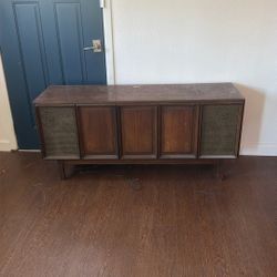 RCA solid state Vintage record player 