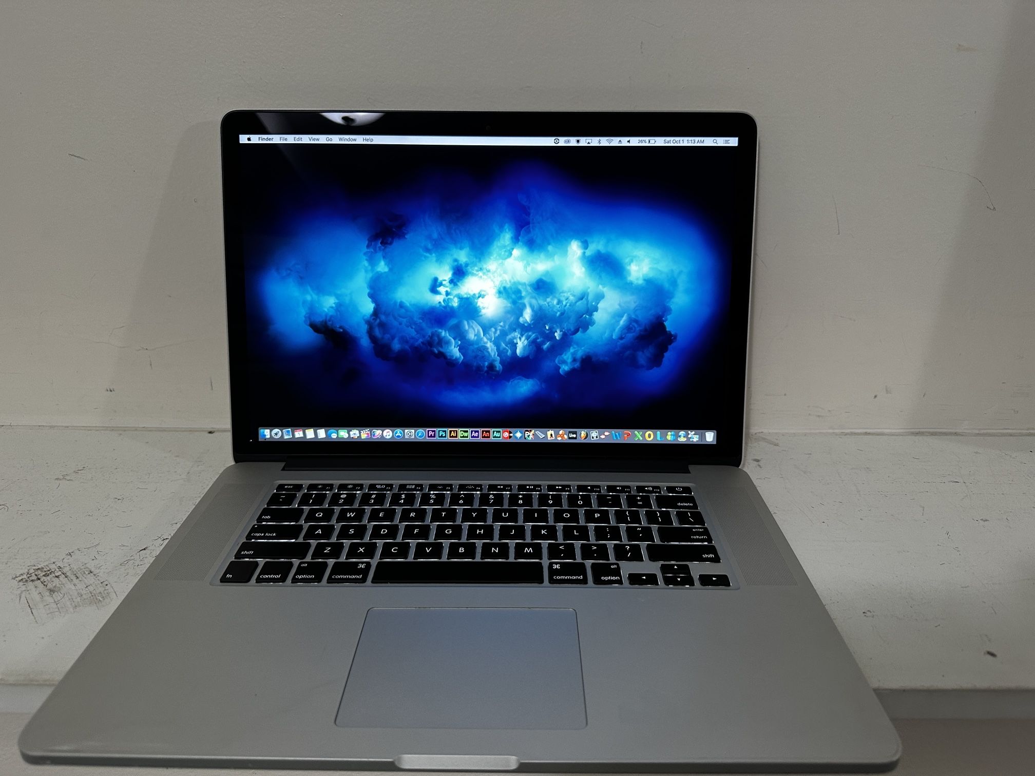 MacBook Pro 2013 15" i7 8gb SSD -Logic pro x-Waves Plugins, Final Cut Pro X....