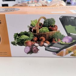 Kitchen Veggie Slicer New 