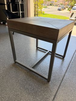 Lamp/Side table