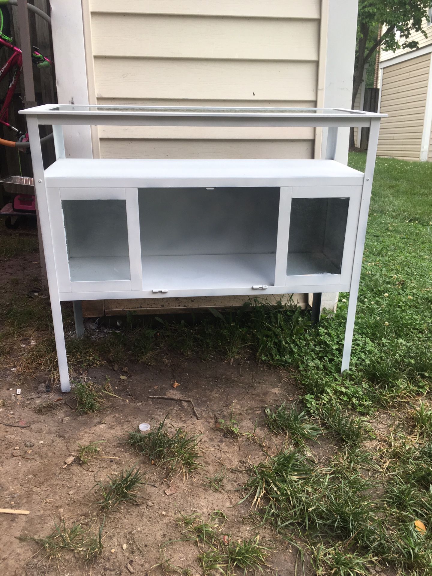 Tv stand or behind sofa drink rest accent table