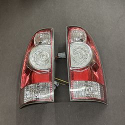 Pair Left Right Side Tail Lights Assembly 2005-2015 Toyota Tacoma Rear LED