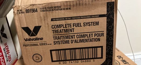 Valvoline Full Synthetic 5W-20 + Fuel System Treatment