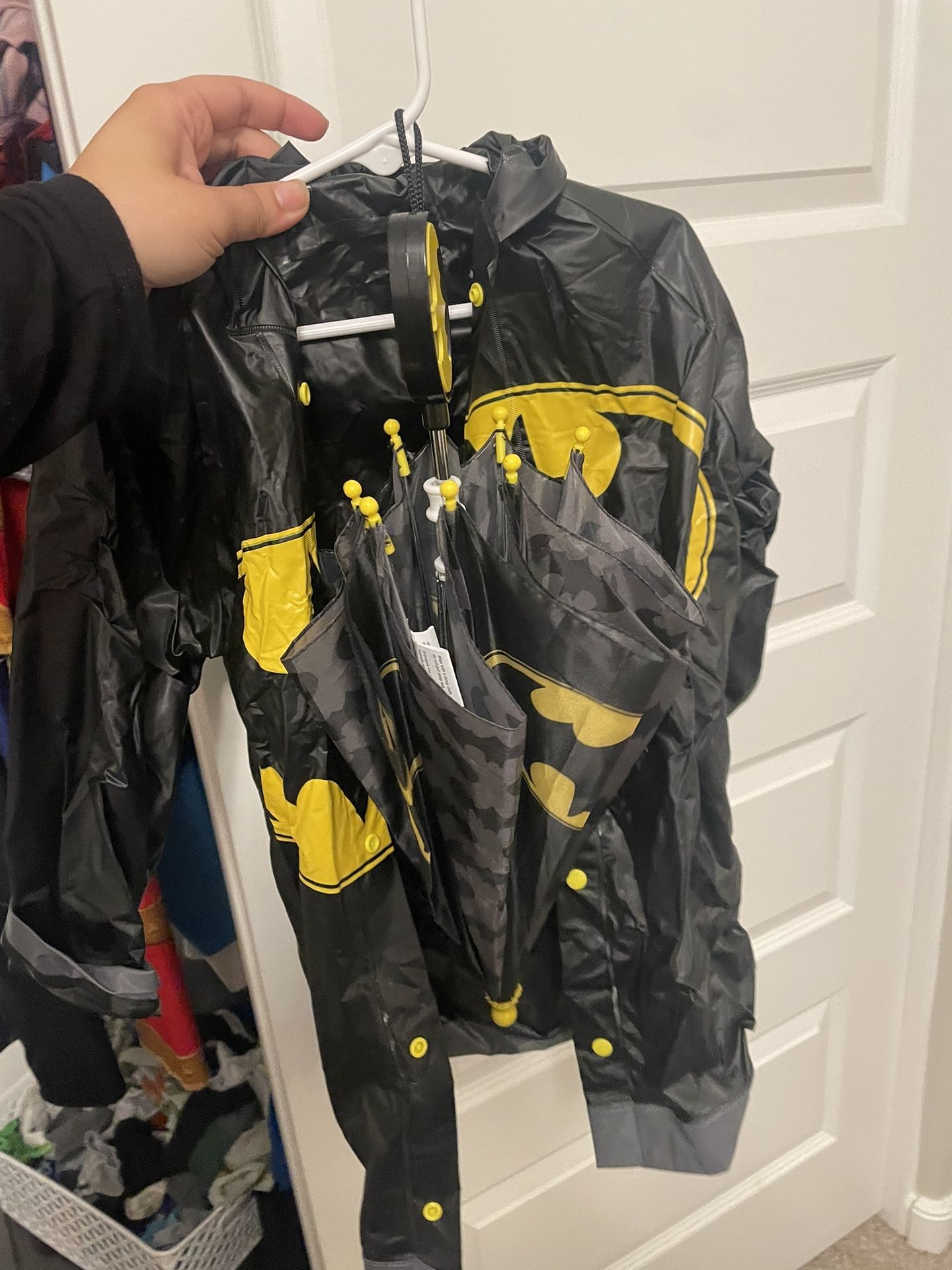 Batman Raincoat & Umbrella 
