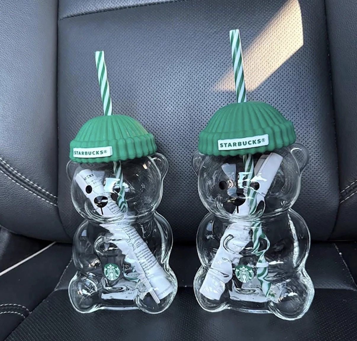 *AUTHENTIC* 2026 Starbucks Barista Bear Cup Limited Edition Xmas gift