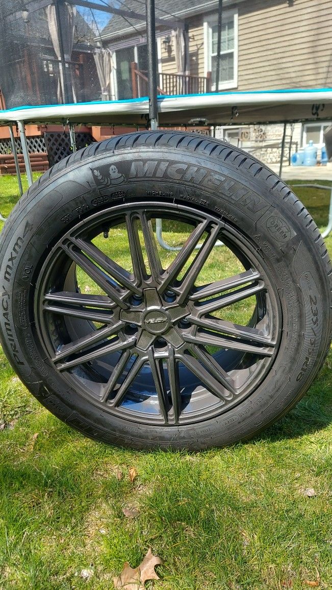 Brand New 18 Inch Rims An Tires For Sale