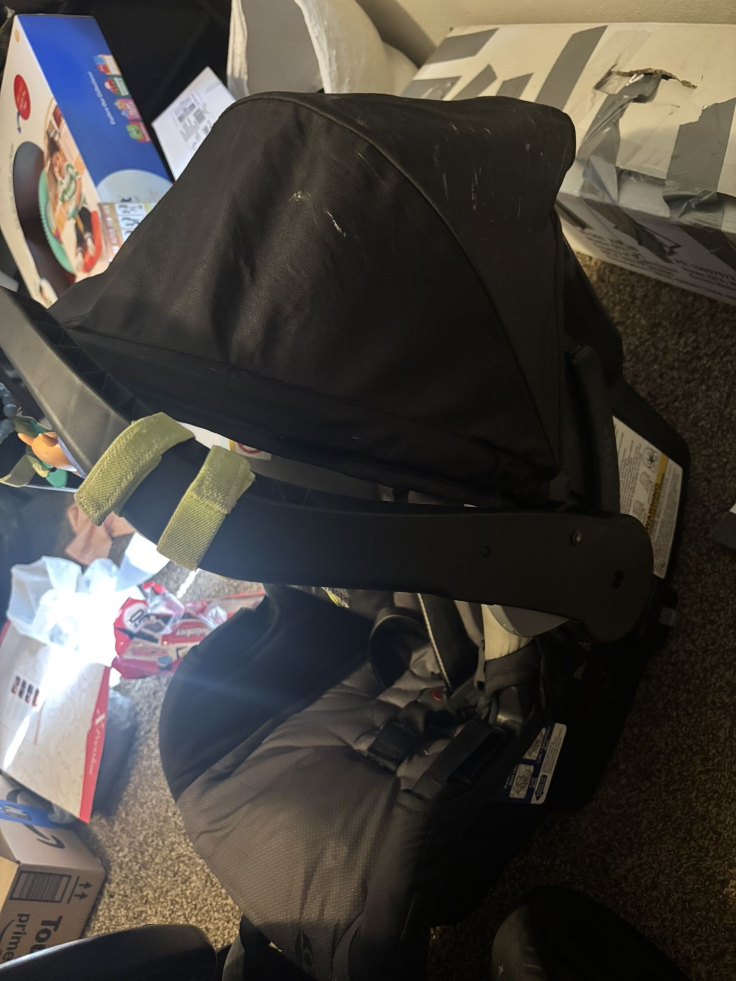 Baby trend Car seat With Base