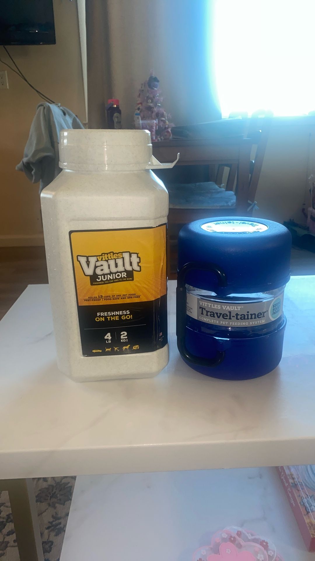 Vittles Vault Junior + Travel-Tainer set