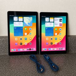 Apple iPad 6th Gen 9.7in W/Cord
